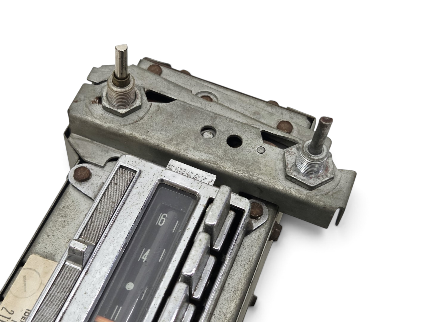 Send it Auto Parts vintage 1963-1967 Corvette C2 AM FM radio with chrome faceplate and metal housing