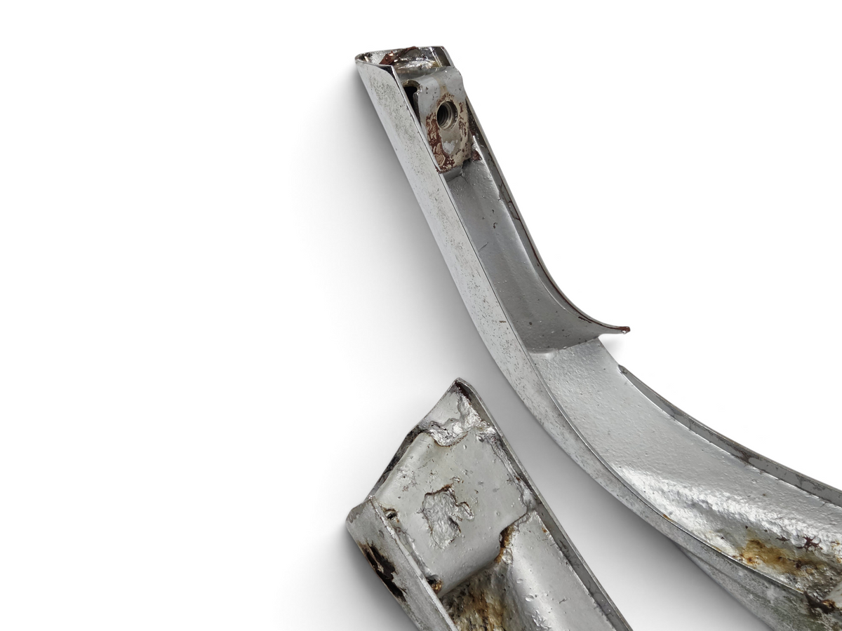 Send it Auto Parts pair of 1968-1969 Corvette C3 front bumper guards showing rust and needing restoration