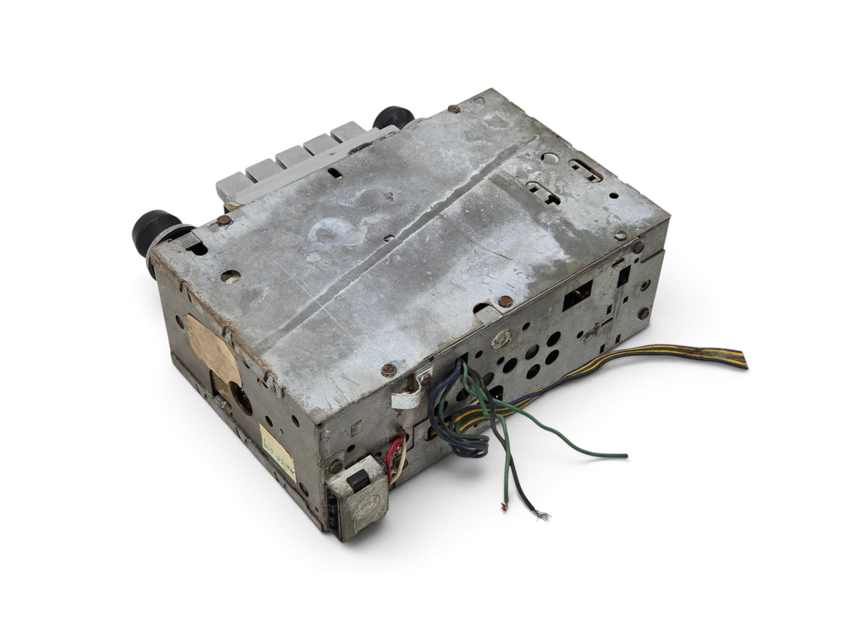 Send it Auto Parts vintage 1972-1976 Corvette C3 Delco AM FM radio OEM GM part 7303275 in metal housing