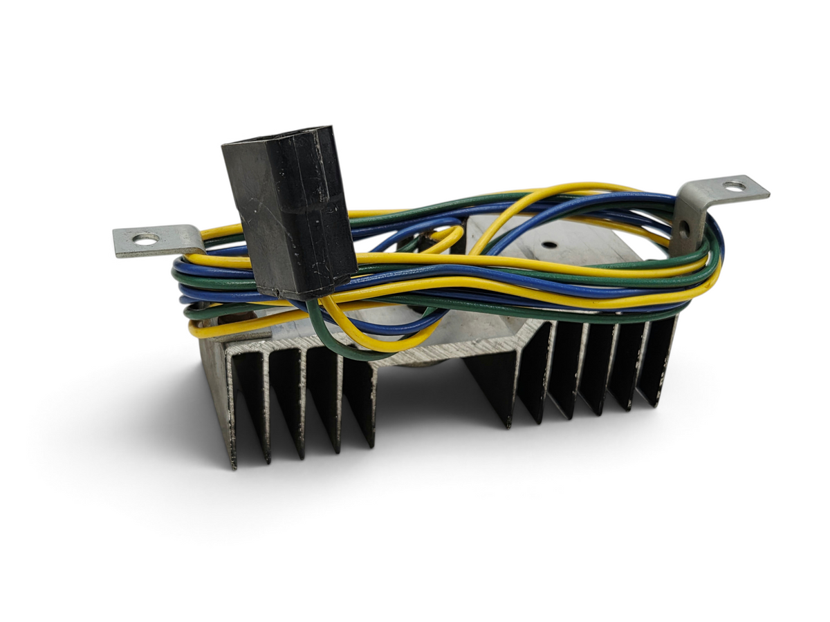 Send it Auto Parts OEM GM DS-501 heat sink for 1968-1976 Corvette C3 AM FM radio with attached wiring harness