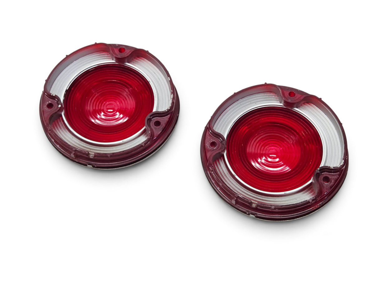 Send it Auto Parts OEM red tail light lenses for 1971-1973 Corvette C3, free of cracks or blemishes.