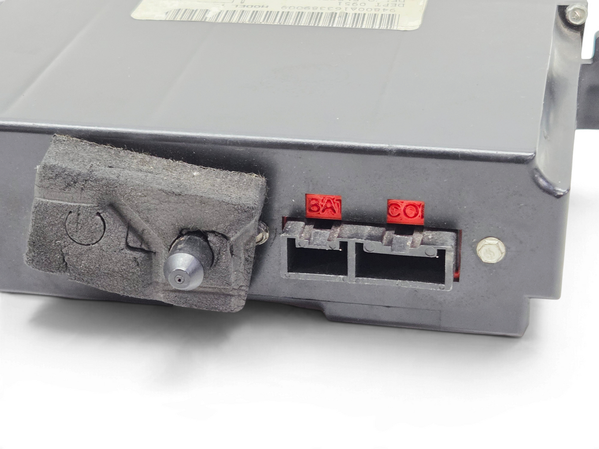 Send it Auto Parts 1992-1993 Corvette C4 climate control unit rear view showing electrical connectors and foam seal