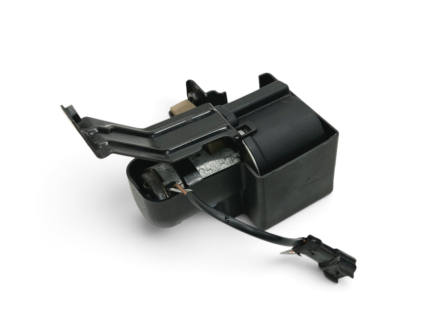 Send it Auto Parts OEM GM cruise control ASR adjuster regulator for 1992-1996 Corvette C4 with black plastic cover