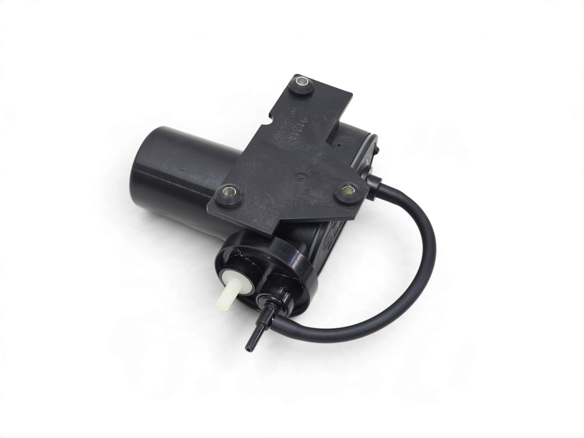 Send it Auto Parts OEM GM secondary vacuum pump for 1991-1995 Chevrolet Corvette C4, black plastic automotive part