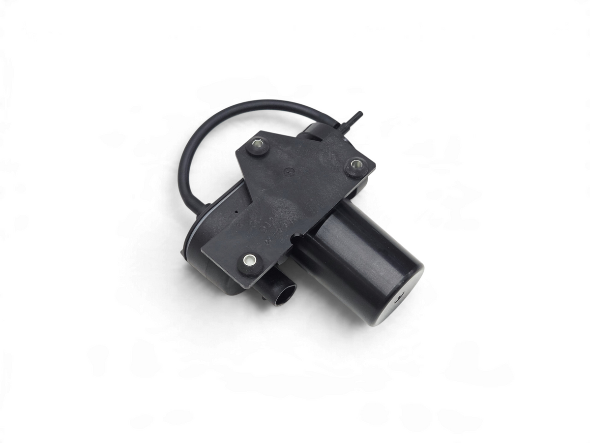 Send it Auto Parts OEM GM secondary vacuum pump for 1991-1995 Chevrolet Corvette C4, black plastic automotive part