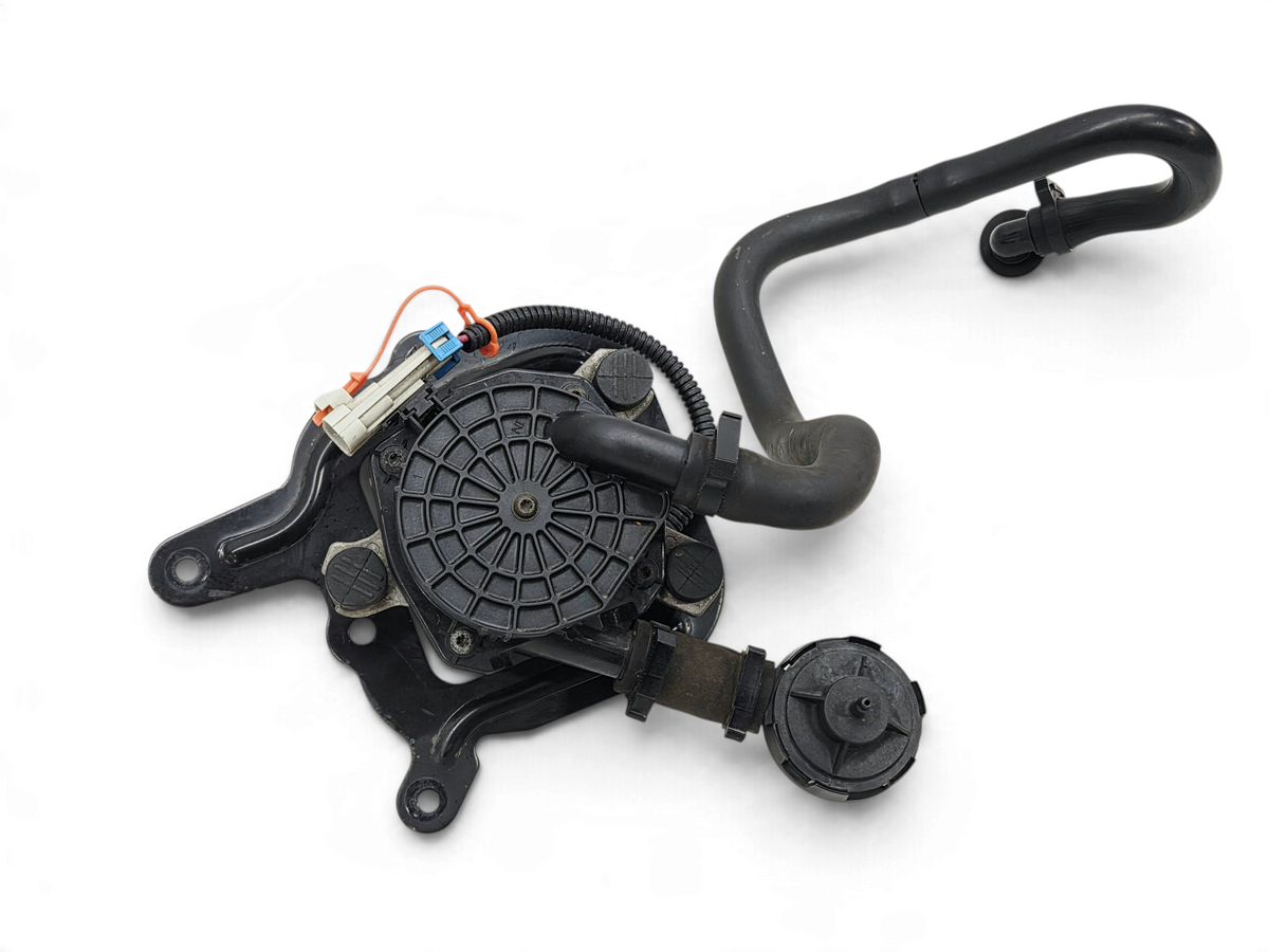 Send it Auto Parts OEM GM secondary air injection pump for 2000-2004 Corvette C5 with attached hoses and connector