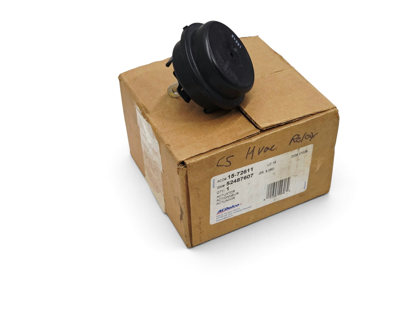 Send it Auto Parts OEM GM vacuum door actuator for 1997-2004 Corvette C5 sitting on its original AC Delco box