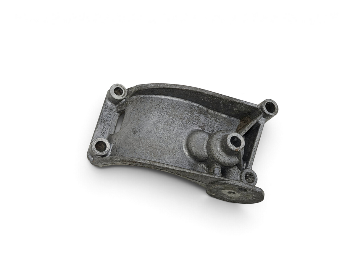Send it Auto Parts OEM GM air conditioning compressor bracket for 2005-2013 Chevrolet Corvette C6