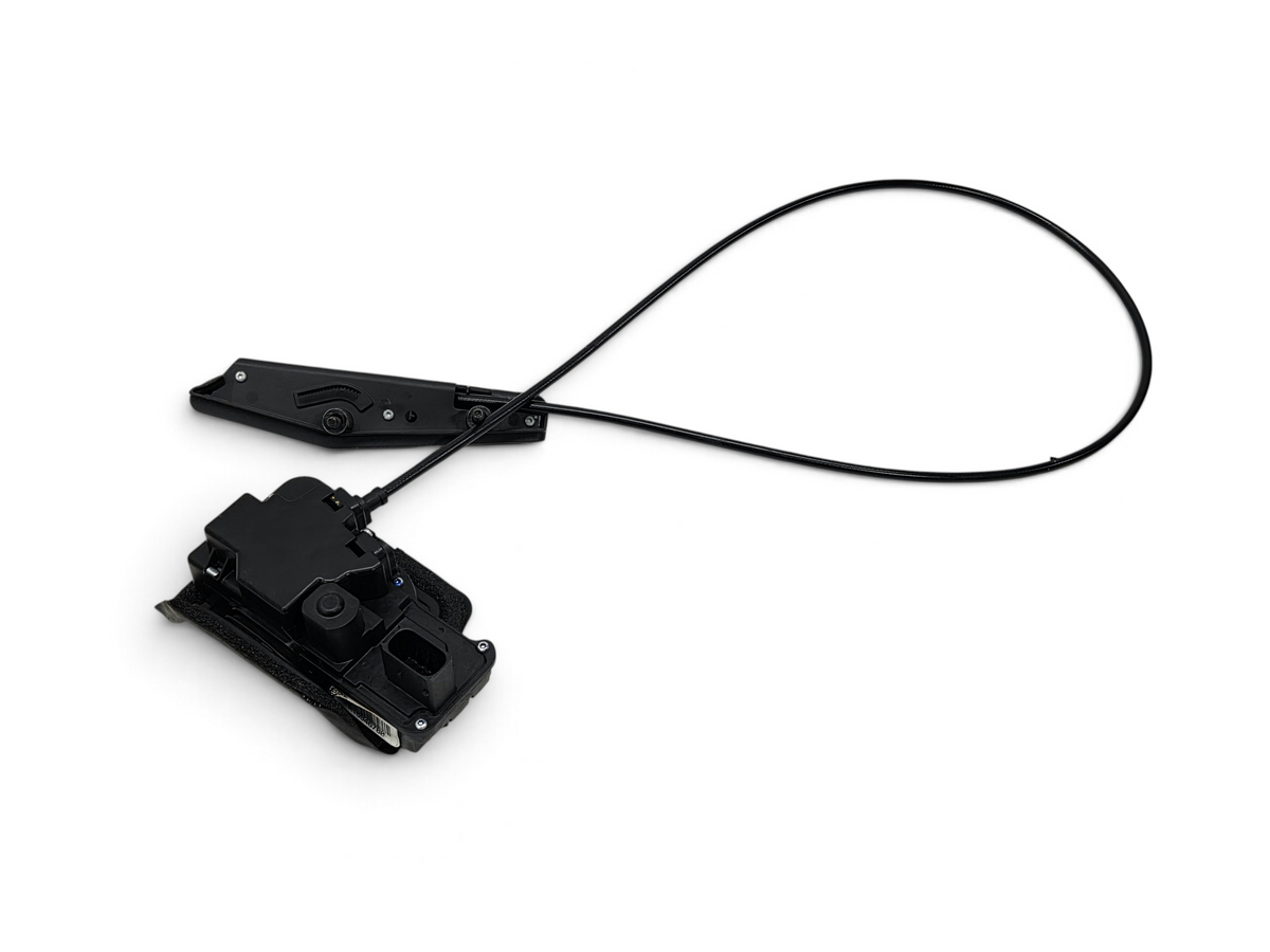Send it Auto Parts OEM passenger side door lock actuator and emergency handle assembly for 2005-2013 Chevrolet Corvette