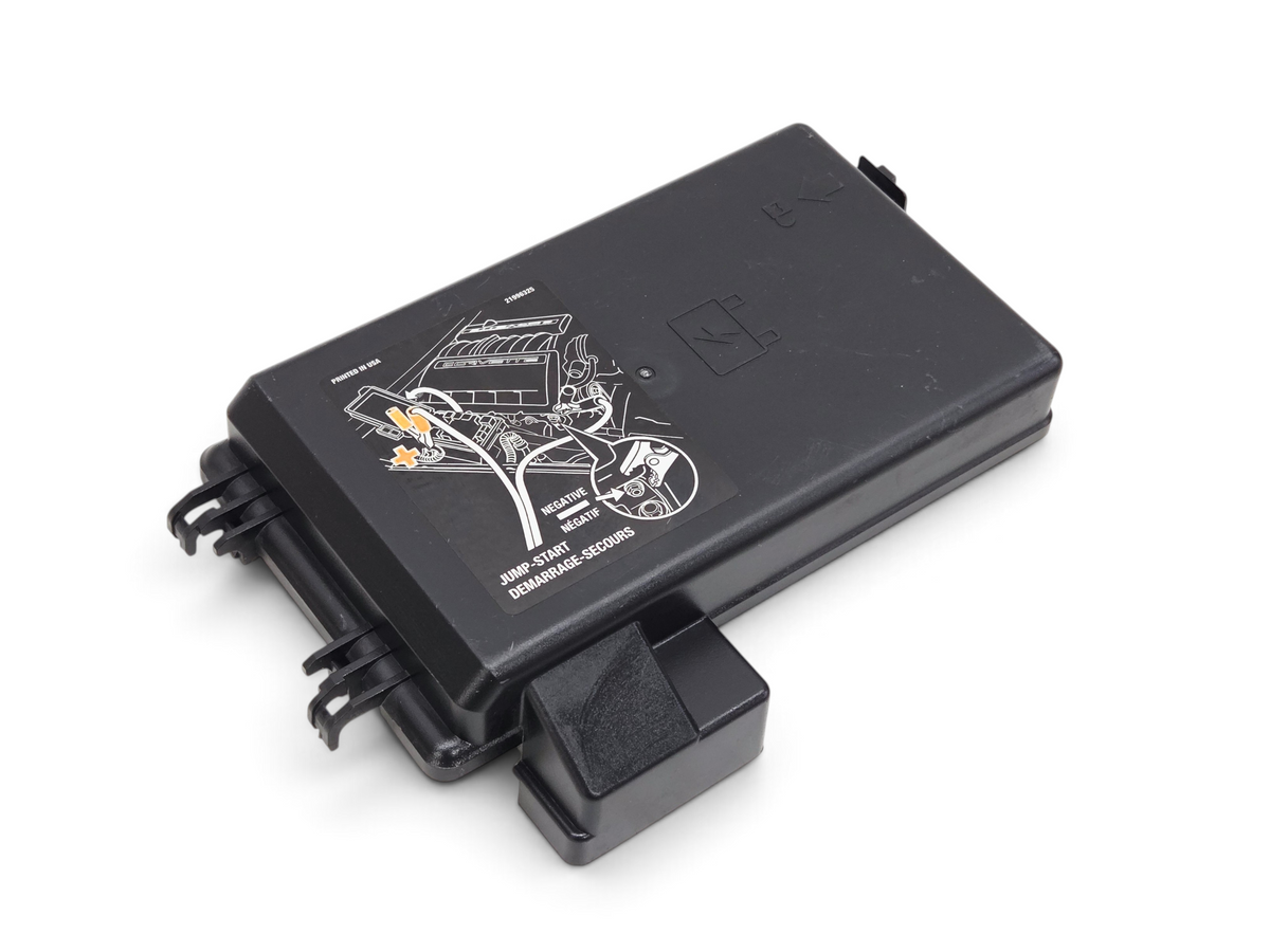 Send it Auto Parts OEM black plastic engine fuse box lid for 2005-2013 Corvette C6 with jump-start diagram