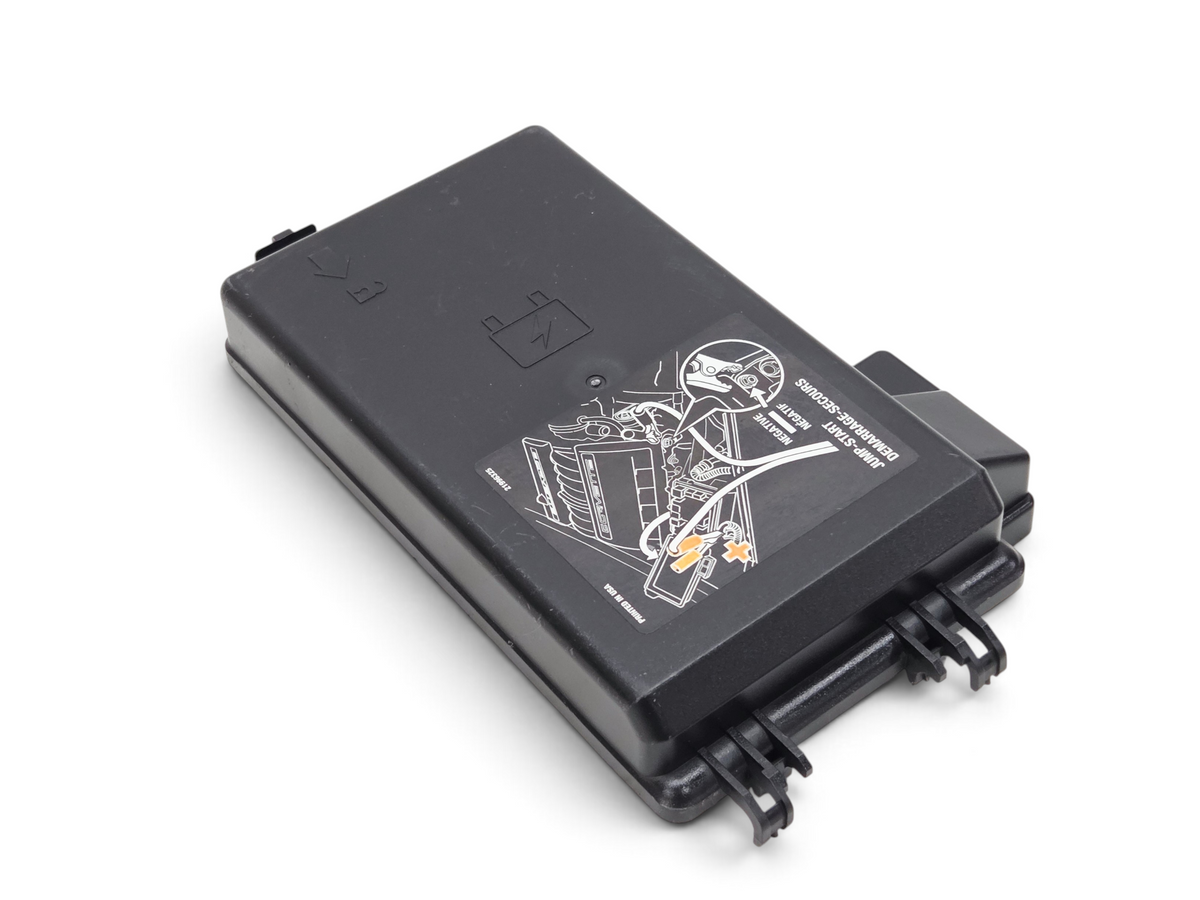 Send it Auto Parts OEM black engine fuse box lid cover for 2005-2013 Corvette C6 with jump-start diagram label