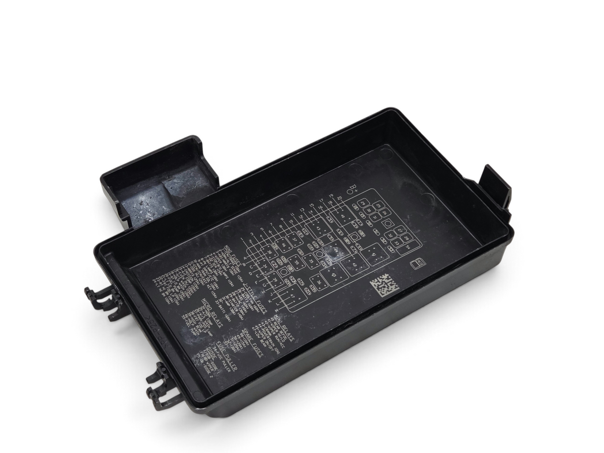 Send it Auto Parts OEM black plastic engine fuse box lid for 2005-2013 Corvette C6 with printed fuse diagram