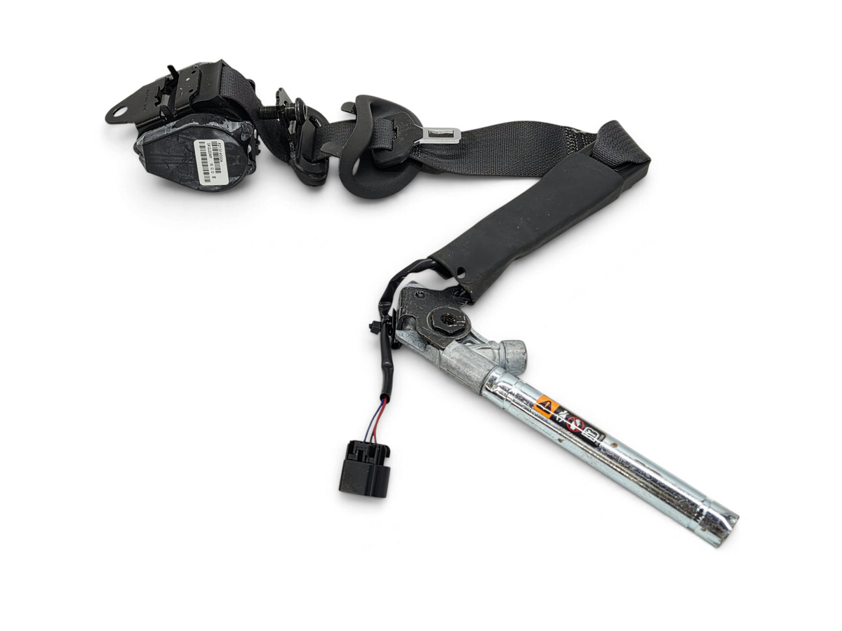 Send it Auto Parts OEM black right front seat belt and tensioner assembly for 2013 Corvette C6