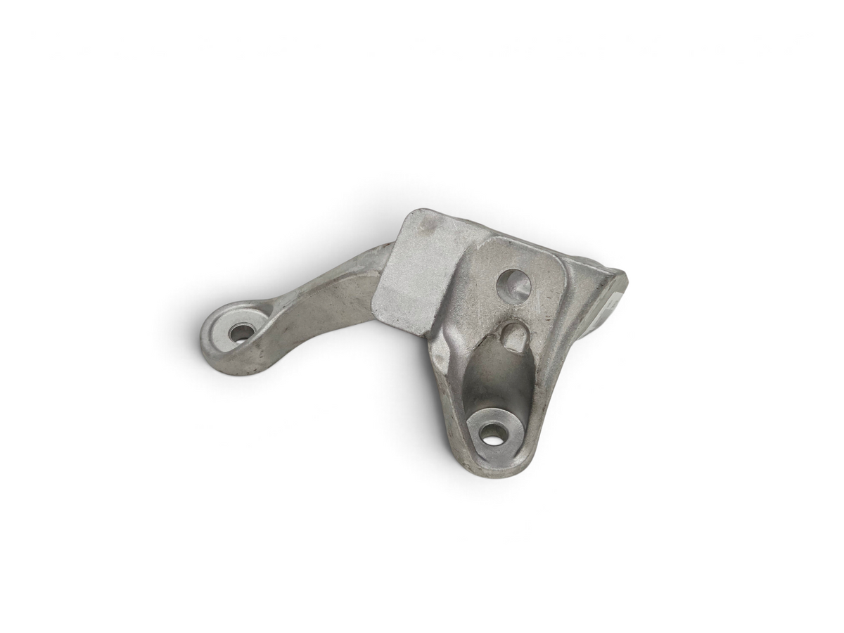 Send it Auto Parts OEM passenger side engine motor mount for 2014-2019 Chevy Corvette C7, silver metal construction.