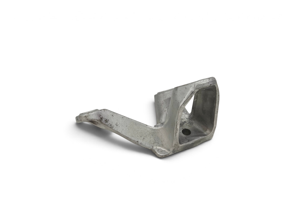 Send it Auto Parts OEM GM passenger engine motor mount for 2014-2019 Chevy Corvette C7, silver metal bracket