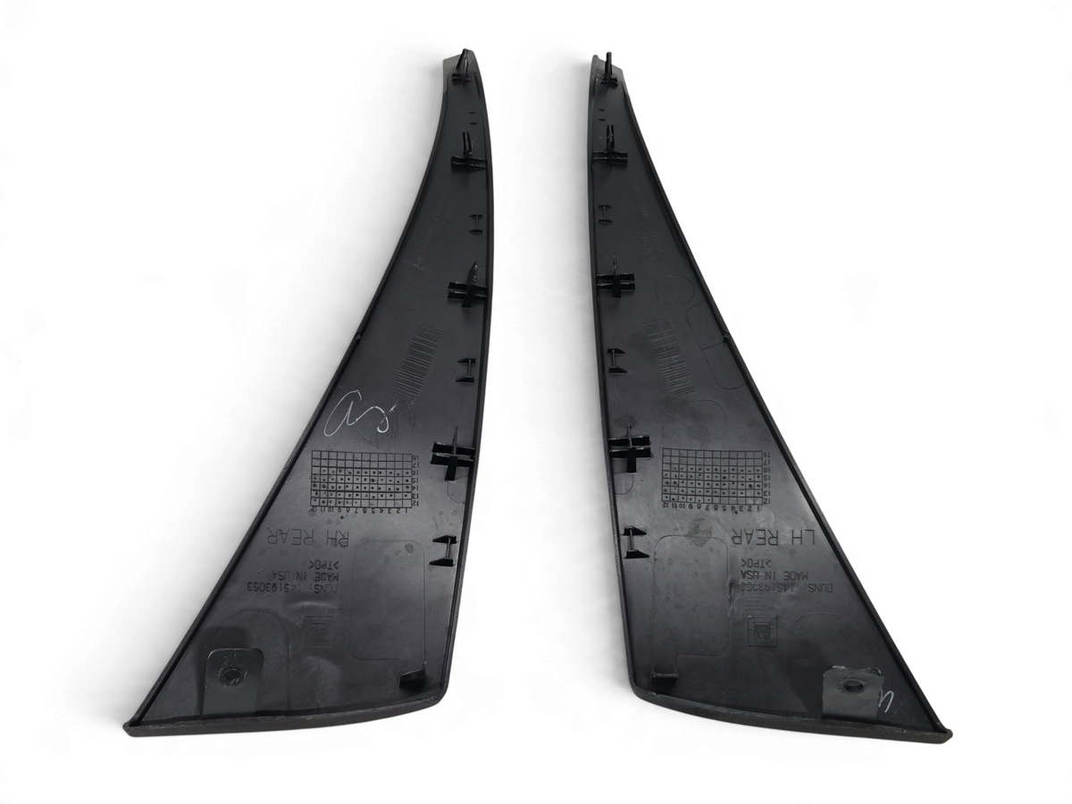 Send it Auto Parts OEM black plastic front wheel opening splash guards for 2014-2019 Chevrolet Corvette C7
