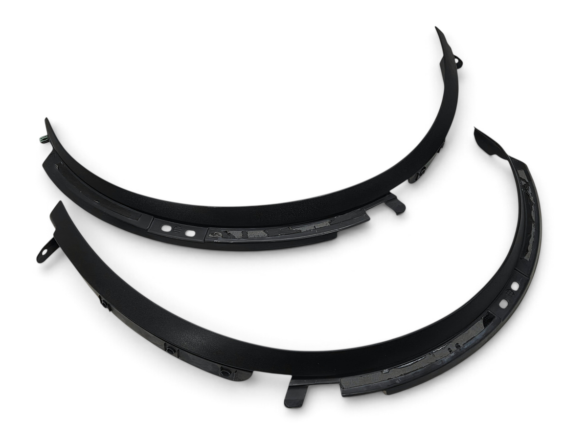 Send it Auto Parts OEM black front wheel opening moldings for 2015-2019 Chevrolet Corvette C7 Z06 and Grand Sport