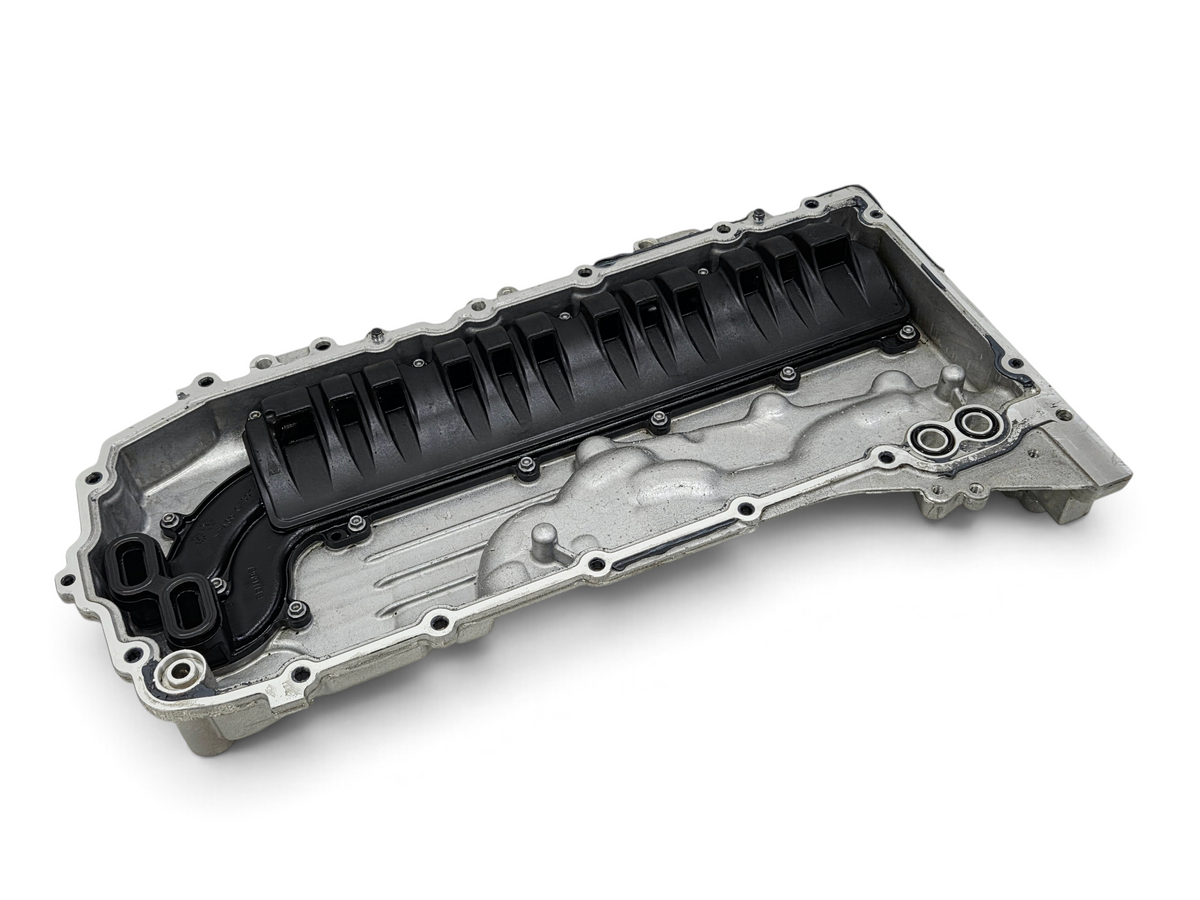 Send it Auto Parts OEM Chevy Corvette C8 6.2L engine oil pan with black baffle and silver metal housing