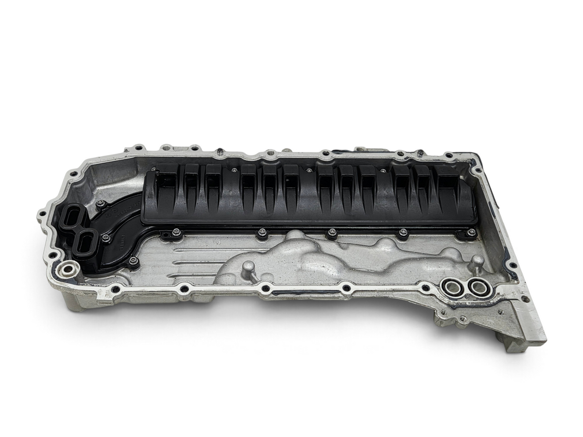 Send it Auto Parts OEM Chevy Corvette C8 6.2L LT2 engine oil pan with internal baffle and mounting holes