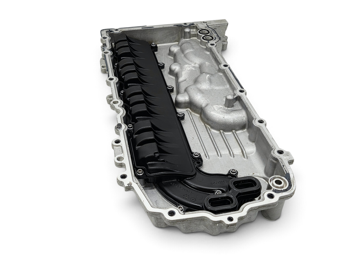 Send it Auto Parts OEM Chevy Corvette C8 6.2L engine oil pan with black plastic baffle and aluminum housing