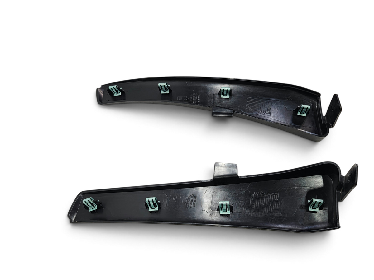 Send it Auto Parts OEM GM Corvette C8 front wheel opening molding pair with mounting clips for Z06 E-Ray and ZR1
