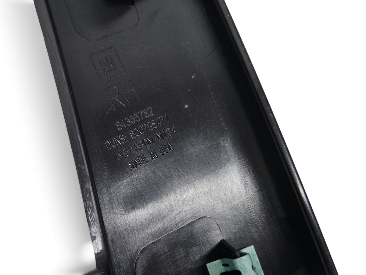 Send it Auto Parts OEM GM black plastic front wheel opening molding for Corvette C8 with part number 84365782