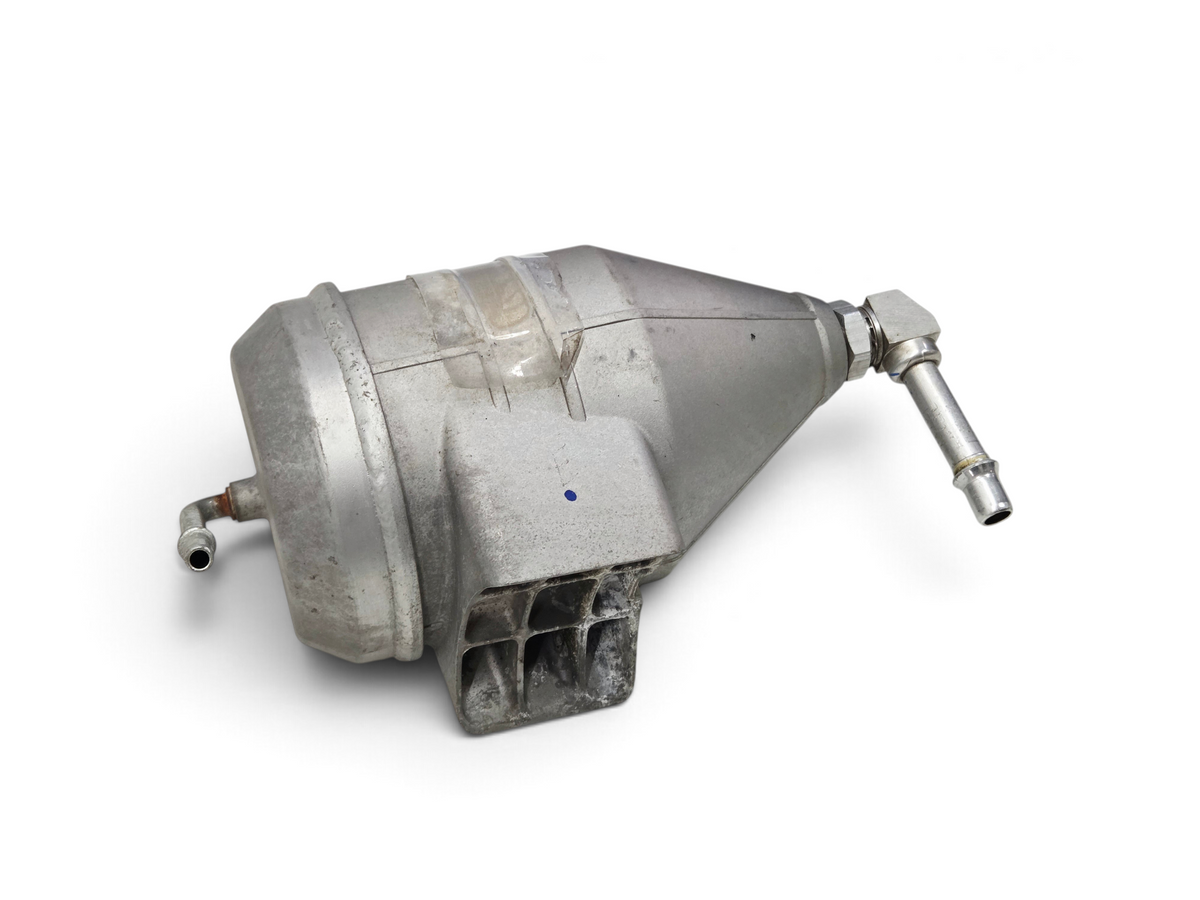 Send it Auto Parts OEM GM dry sump auxiliary oil tank for Chevrolet Corvette C6 and C7 models in silver metal