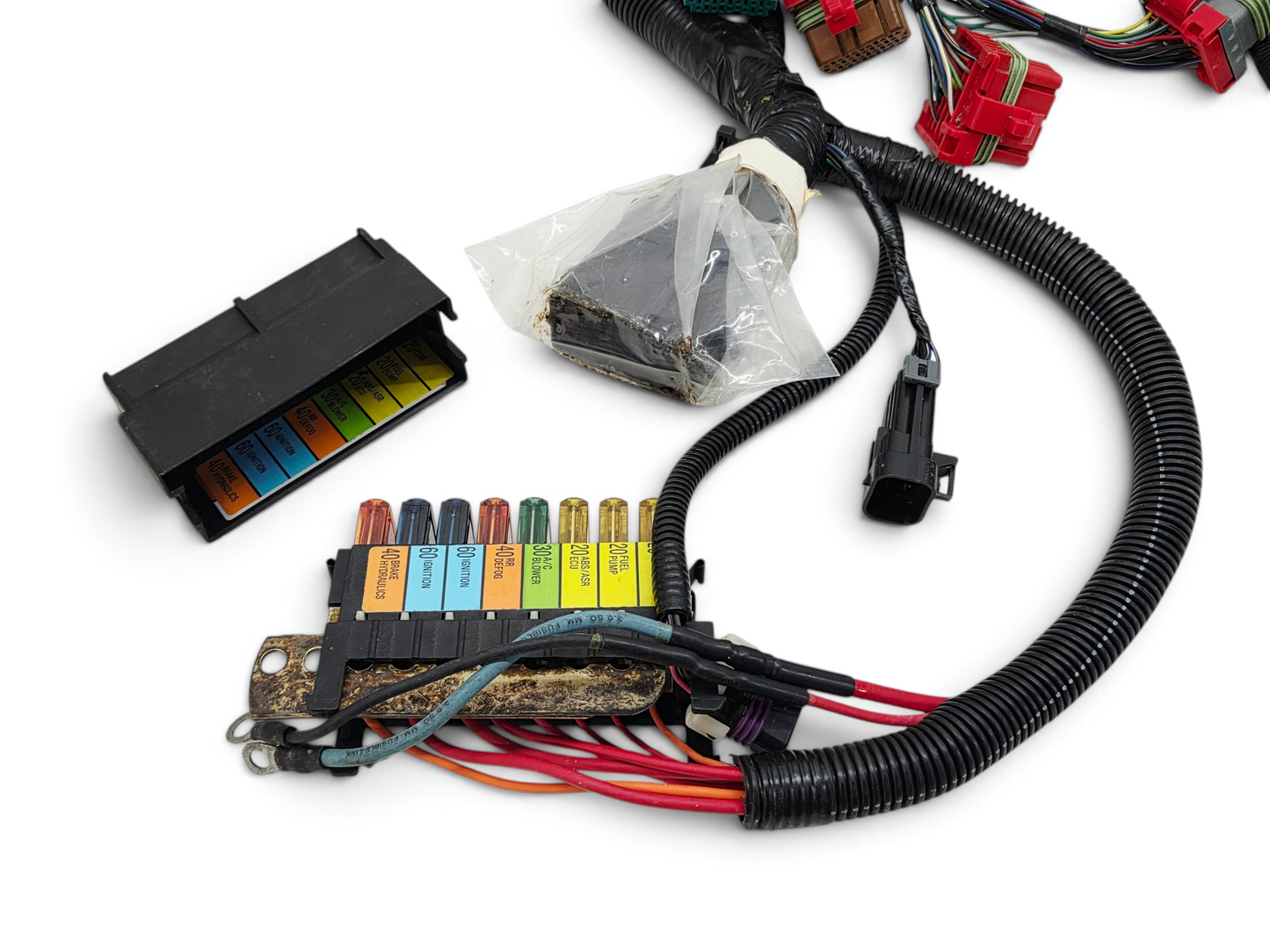 Send it Auto Parts OEM GM wiring harness and fuse block for 1993-1995 Corvette C4 ZR-1 LT5 engine