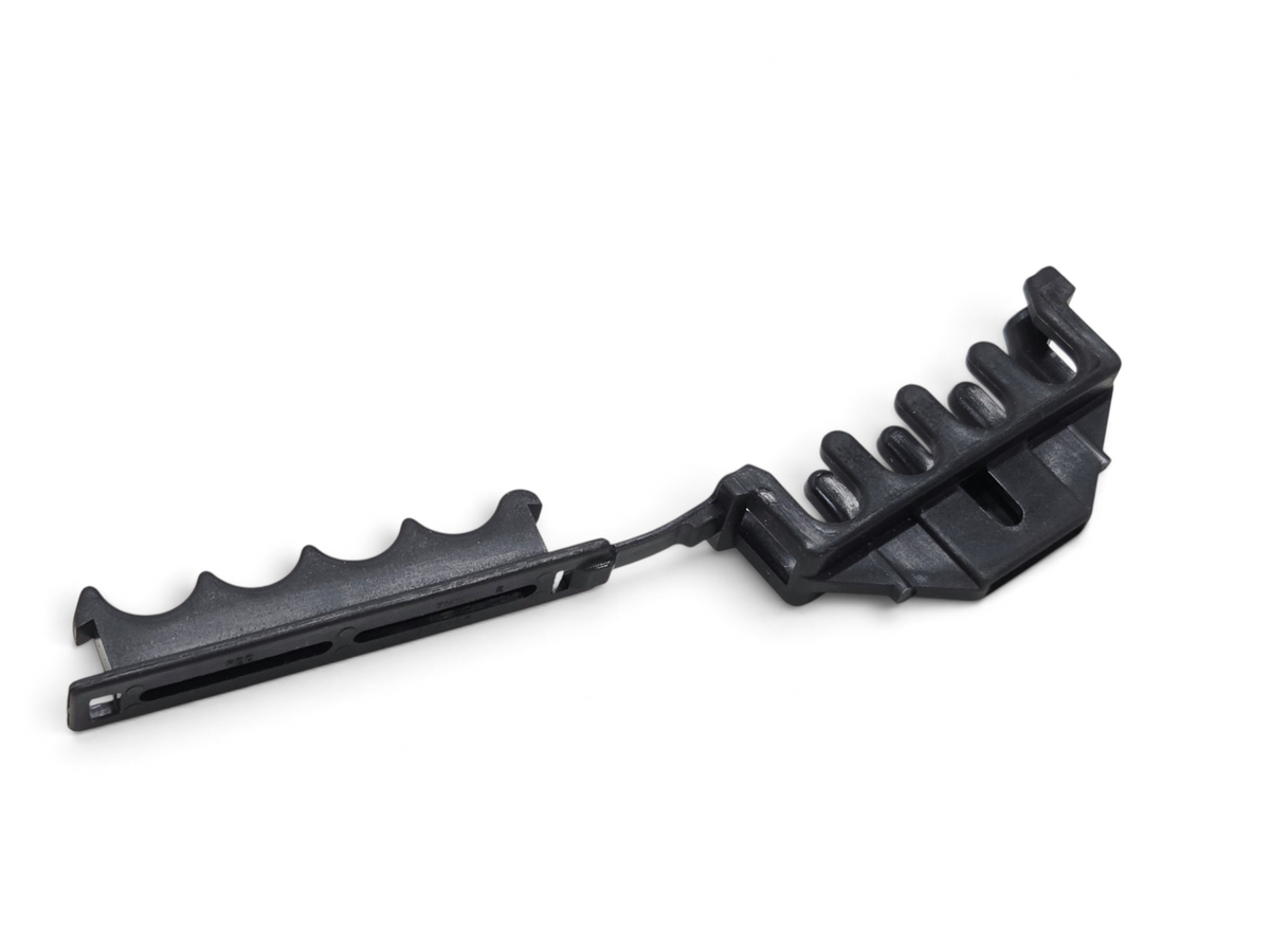 Send it Auto Parts OEM black plastic spark plug wire clip retainer for 1992-1996 Corvette C4