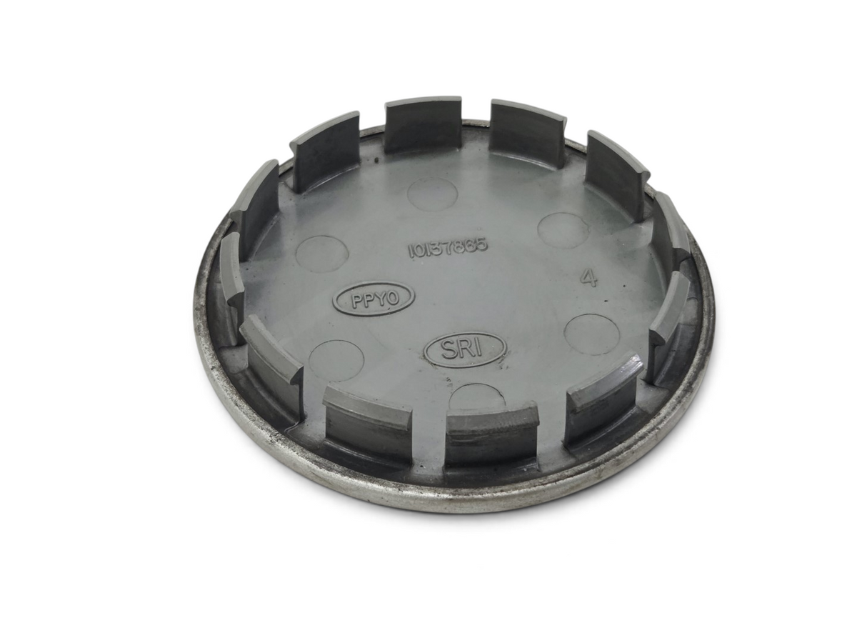 Send it Auto Parts OEM silver wheel center cap for 1991-1995 Corvette C4 ZR-1, showing the back with part number