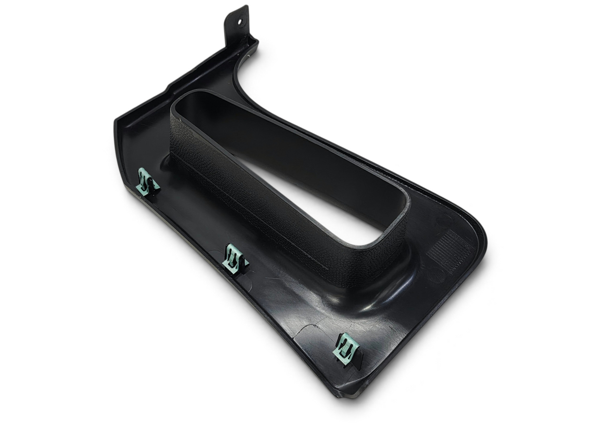 Send it Auto Parts OEM black plastic rear passenger side wheel opening molding for Chevrolet Corvette Z06 and ZR1