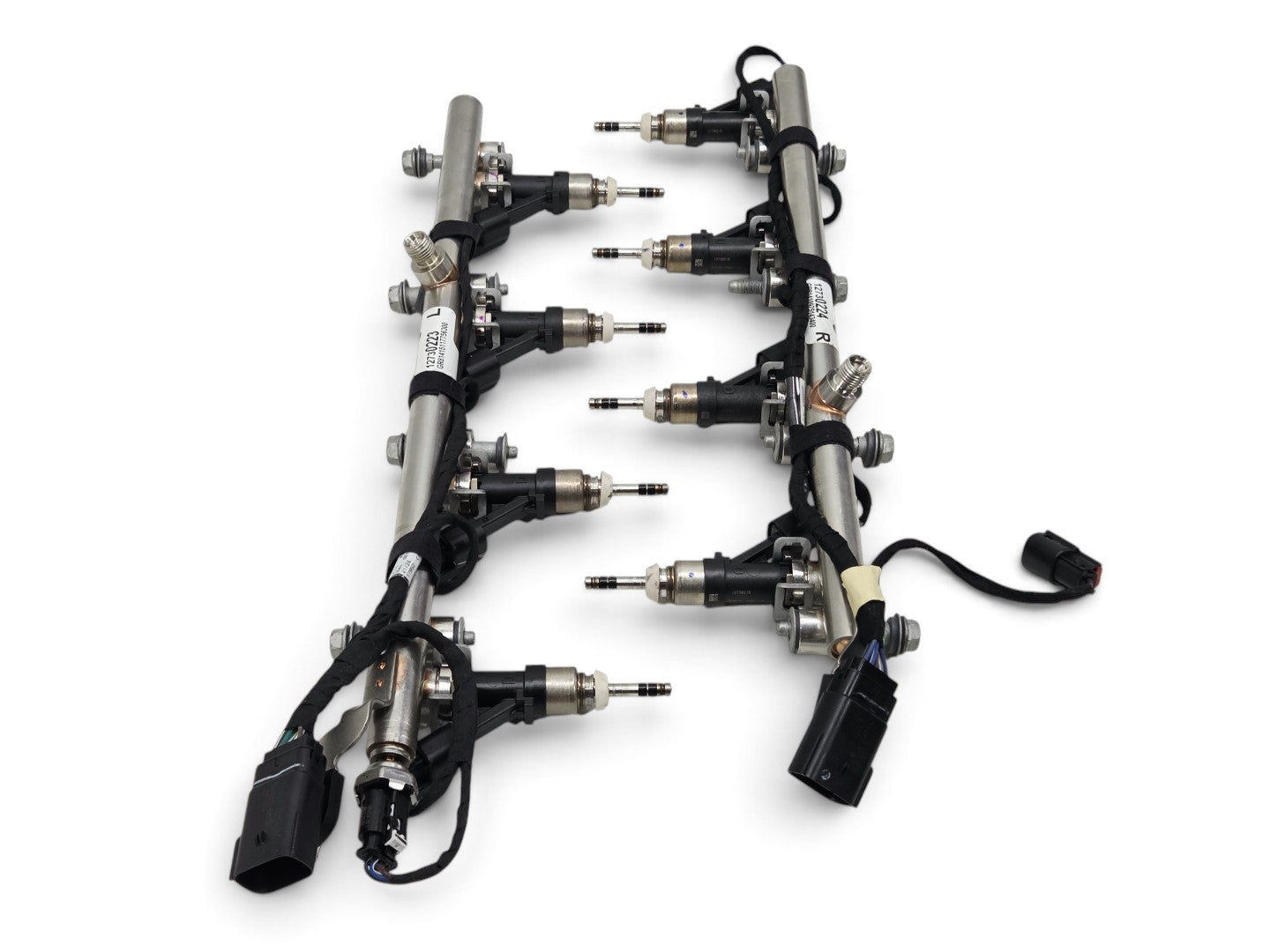 Send it Auto Parts OEM GM fuel rails with 8 injectors and wiring harness for 6.2L and 6.6L Gen V engines
