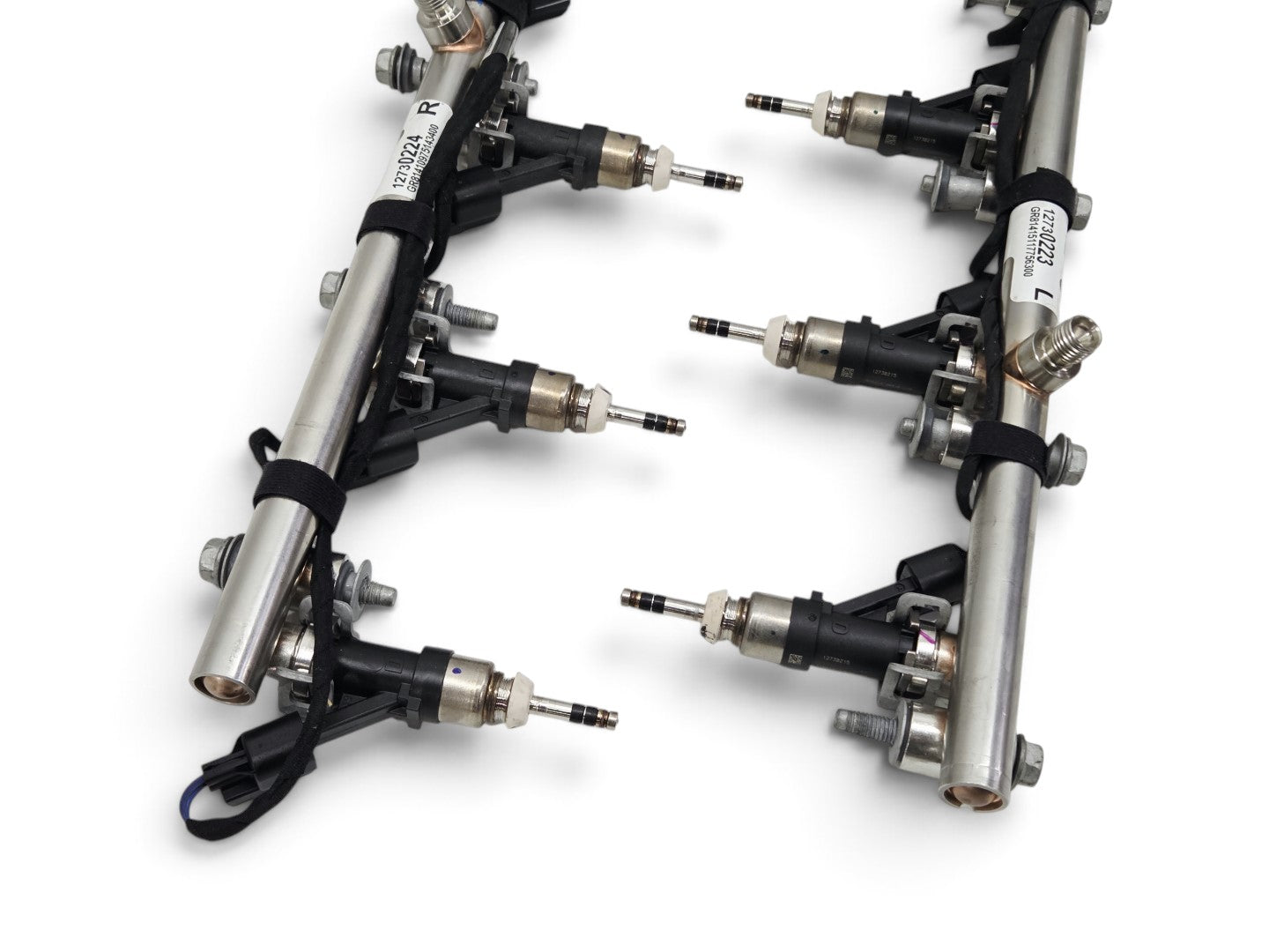 Send it Auto Parts OEM GM fuel rails and injectors with 6mm tips for 6.2L and 6.6L Gen V engines