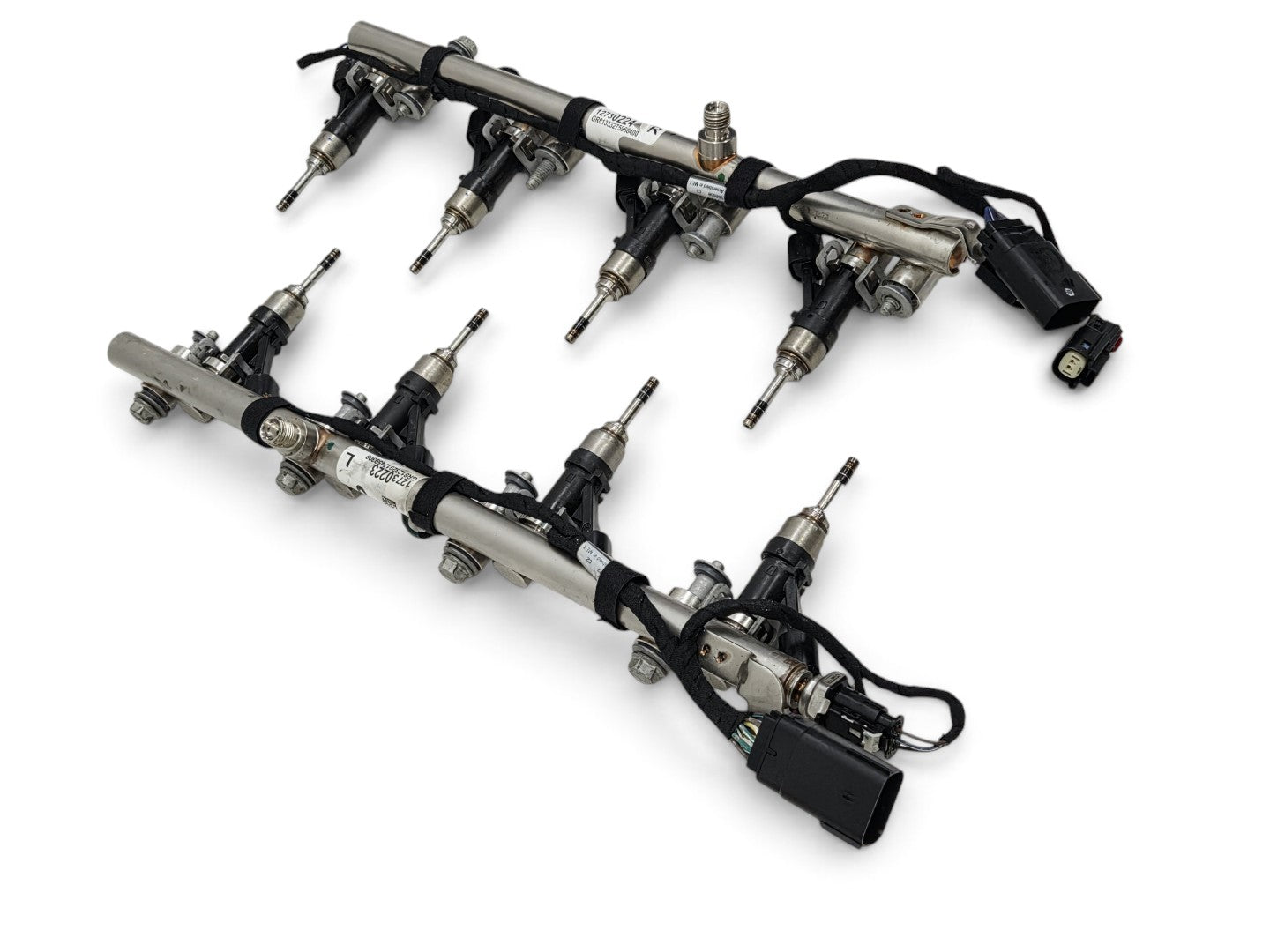 Send it Auto Parts OEM fuel rails, wiring harness, and 6mm tip fuel injectors for GM 6.2L and 6.6L Gen V engines.