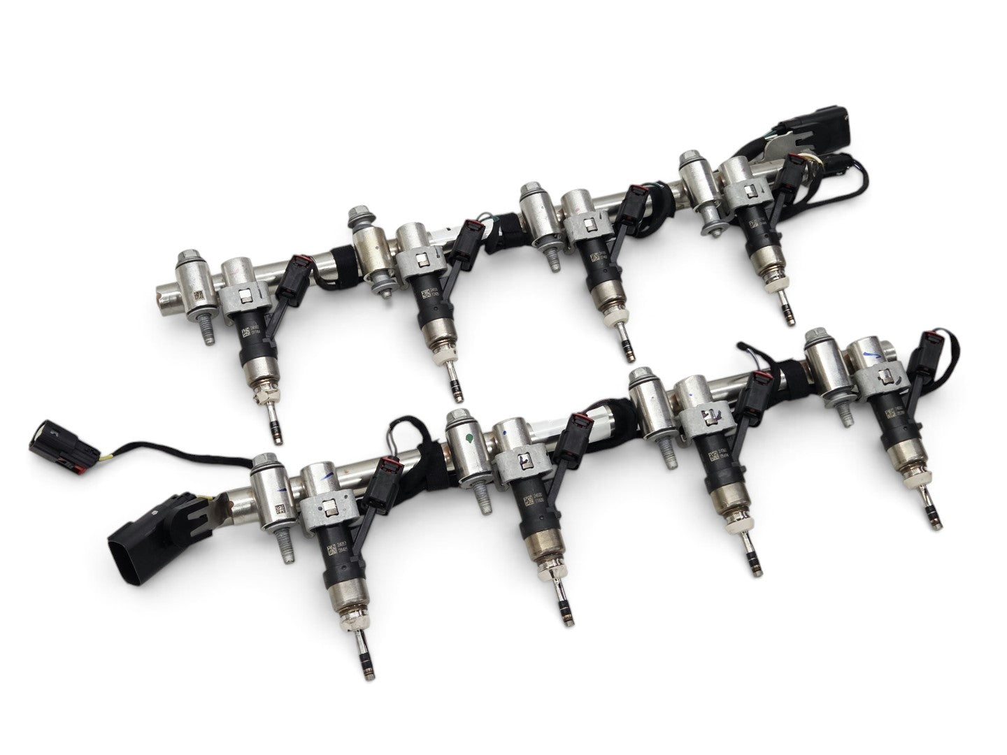 Send it Auto Parts OEM fuel rails, wiring harness, and 8 fuel injectors for 6.2L and 6.6L GM engines.