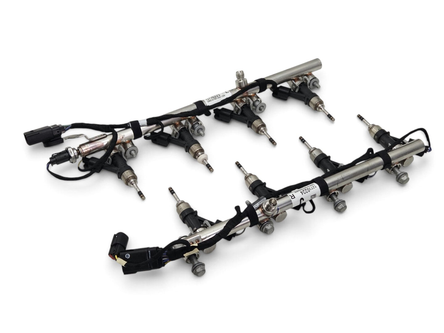 Send it Auto Parts OEM fuel rails, wiring harness, and 6mm tip injectors for GM 6.2L and 6.6L Gen V engines.