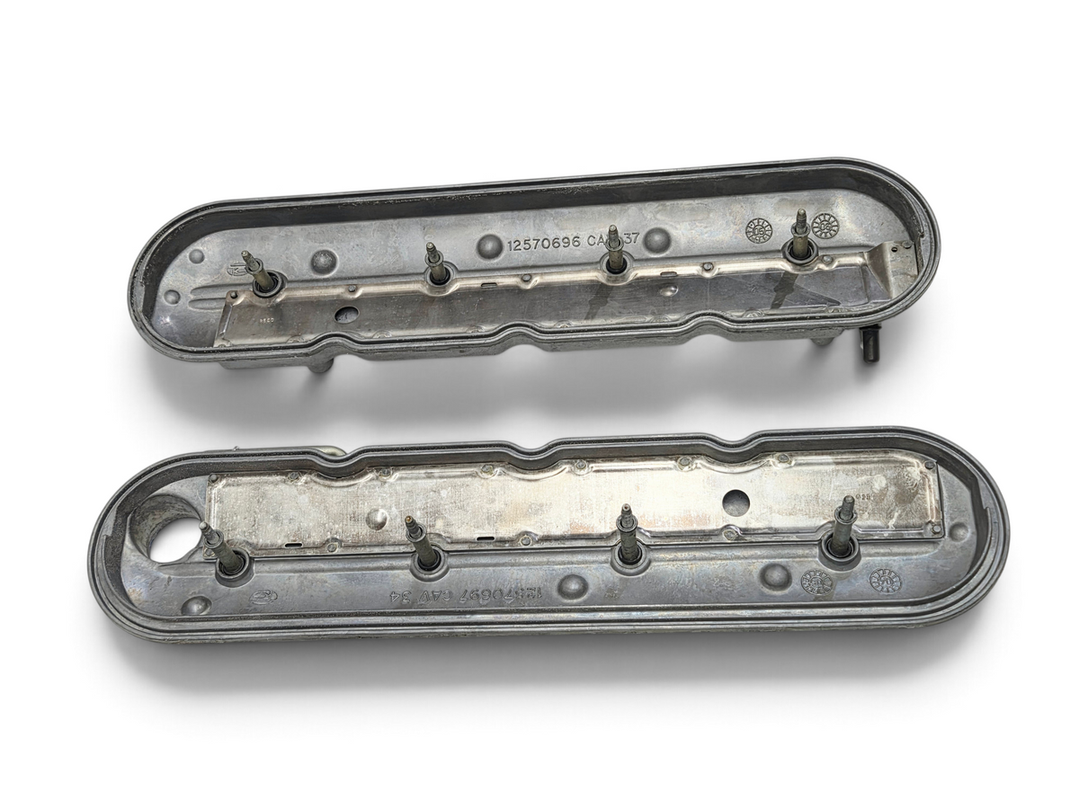 Send it Auto Parts OEM LS Gen IV rocker arm valve covers for 4.8 5.3 6.0 engines with mounting bolts included