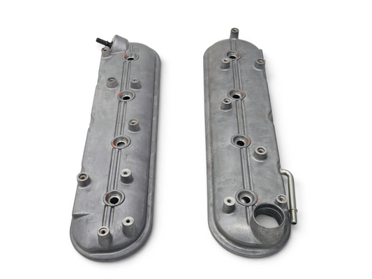 Send it Auto Parts OEM GM LS Gen IV rocker arm valve covers in silver metal with mounting bolts
