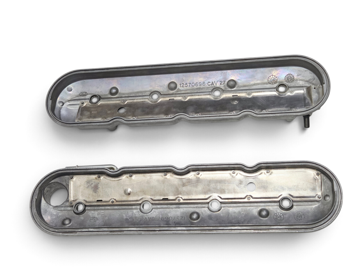 Send it Auto Parts OEM GM LS Gen IV rocker arm valve covers showing interior metal casing and part numbers