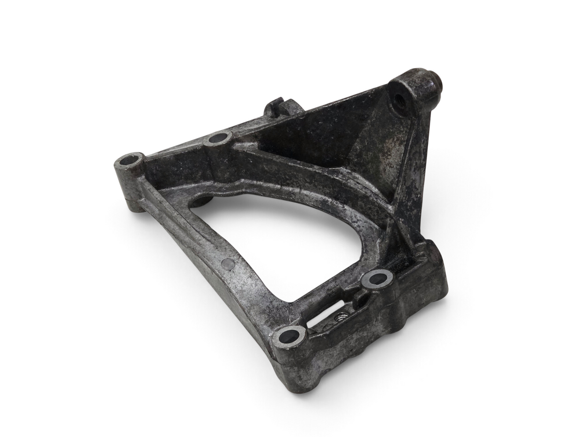 Send it Auto Parts OEM GM LS1 A/C compressor bracket for 1998-2002 Camaro and Firebird 5.7L V8 engines