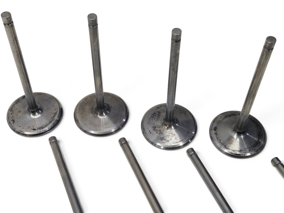 Send it Auto Parts set of 8 OEM GM 2.205 inch titanium intake valves for LS7 engines