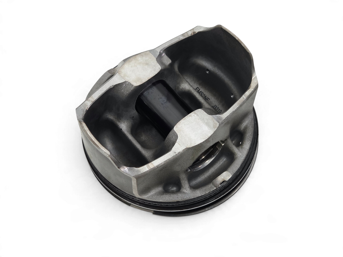 Send it Auto Parts OEM GM LT4 6.2L supercharged engine piston with pin and clips for Corvette and Camaro models.