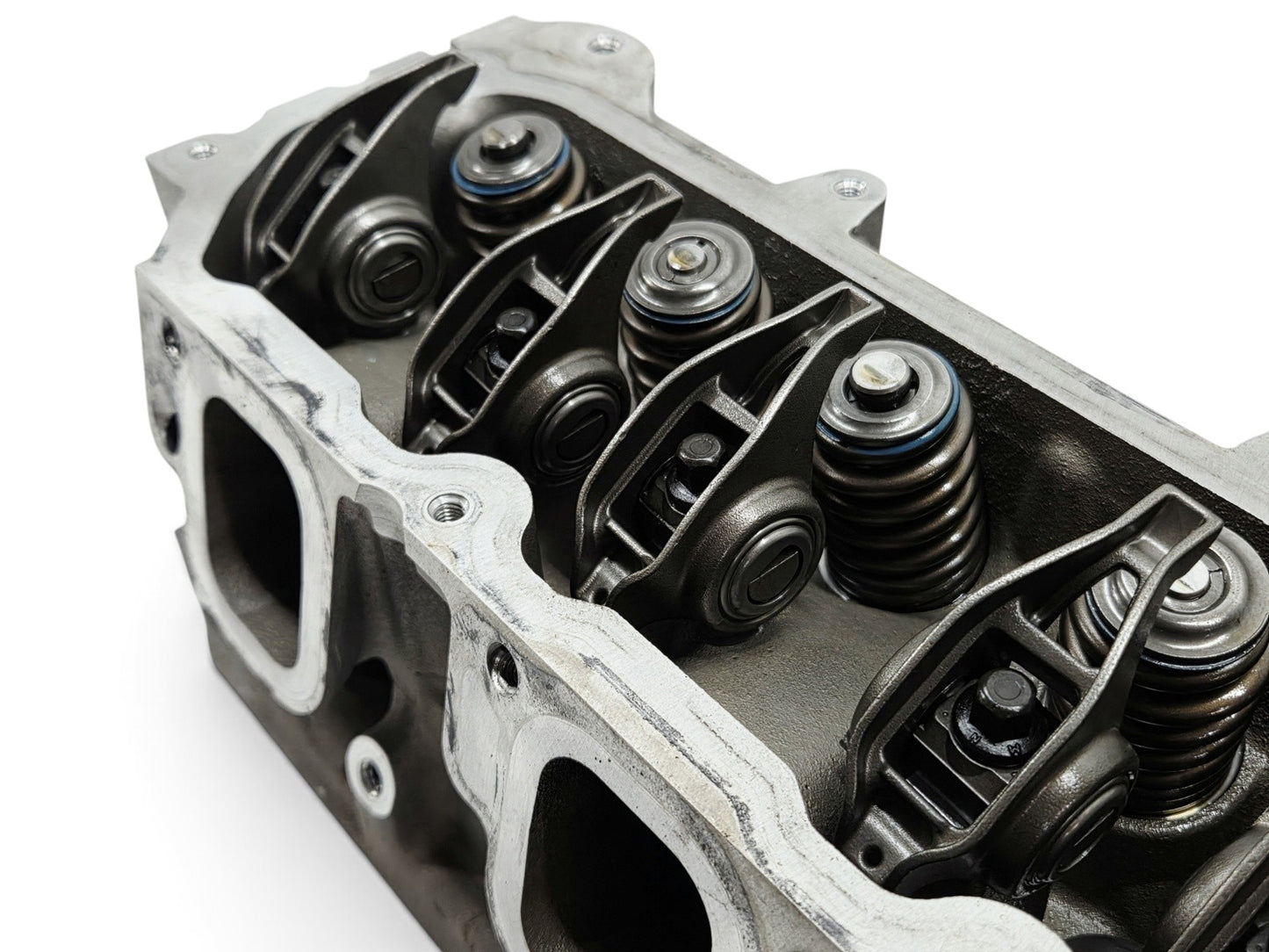 Send it Auto Parts OEM GM LT4 6.2L cylinder heads with valve train components and lash caps for Corvette and Camaro.