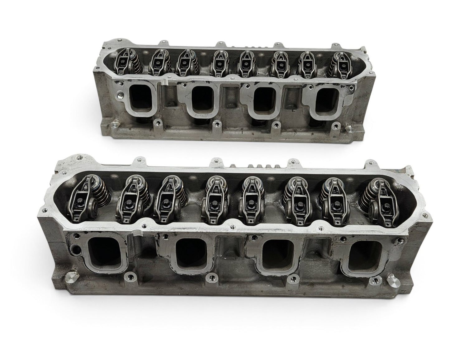 Send it Auto Parts OEM GM LT4 6.2L cylinder heads for Corvette and Camaro, pair with lash caps included.