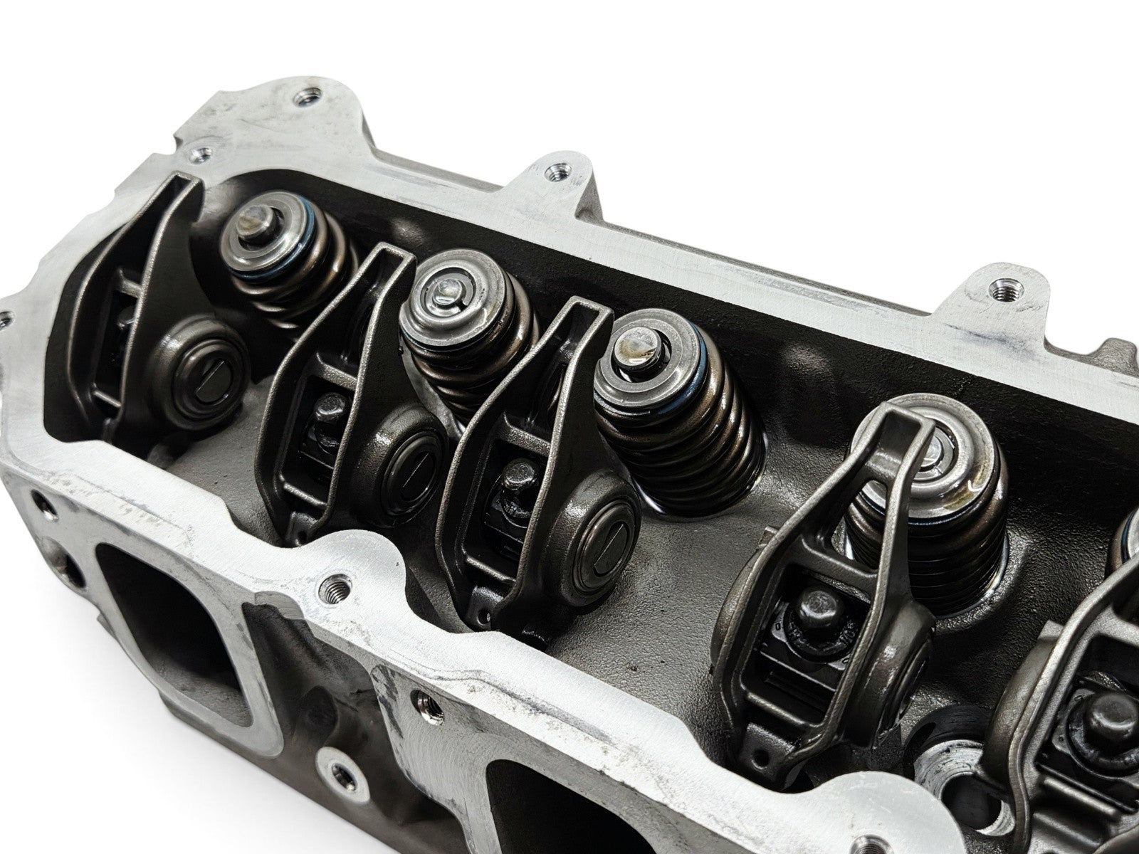 Send it Auto Parts OEM GM LT4 6.2L cylinder heads with valve springs and lash caps for Corvette and Camaro engines