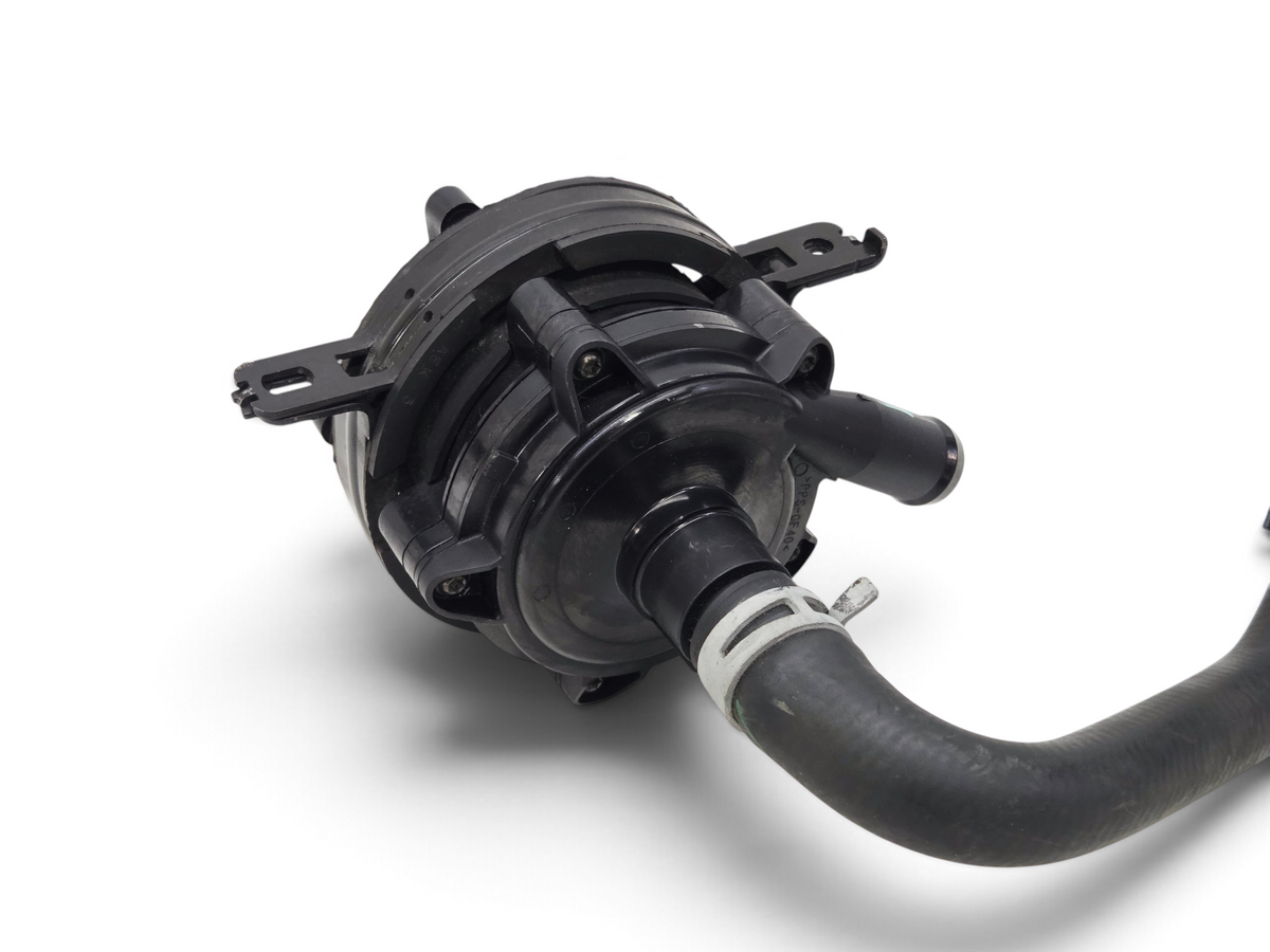 Send it Auto Parts OEM intercooler pump for LT4 Camaro ZL1 and Cadillac CTSV with attached black rubber hose