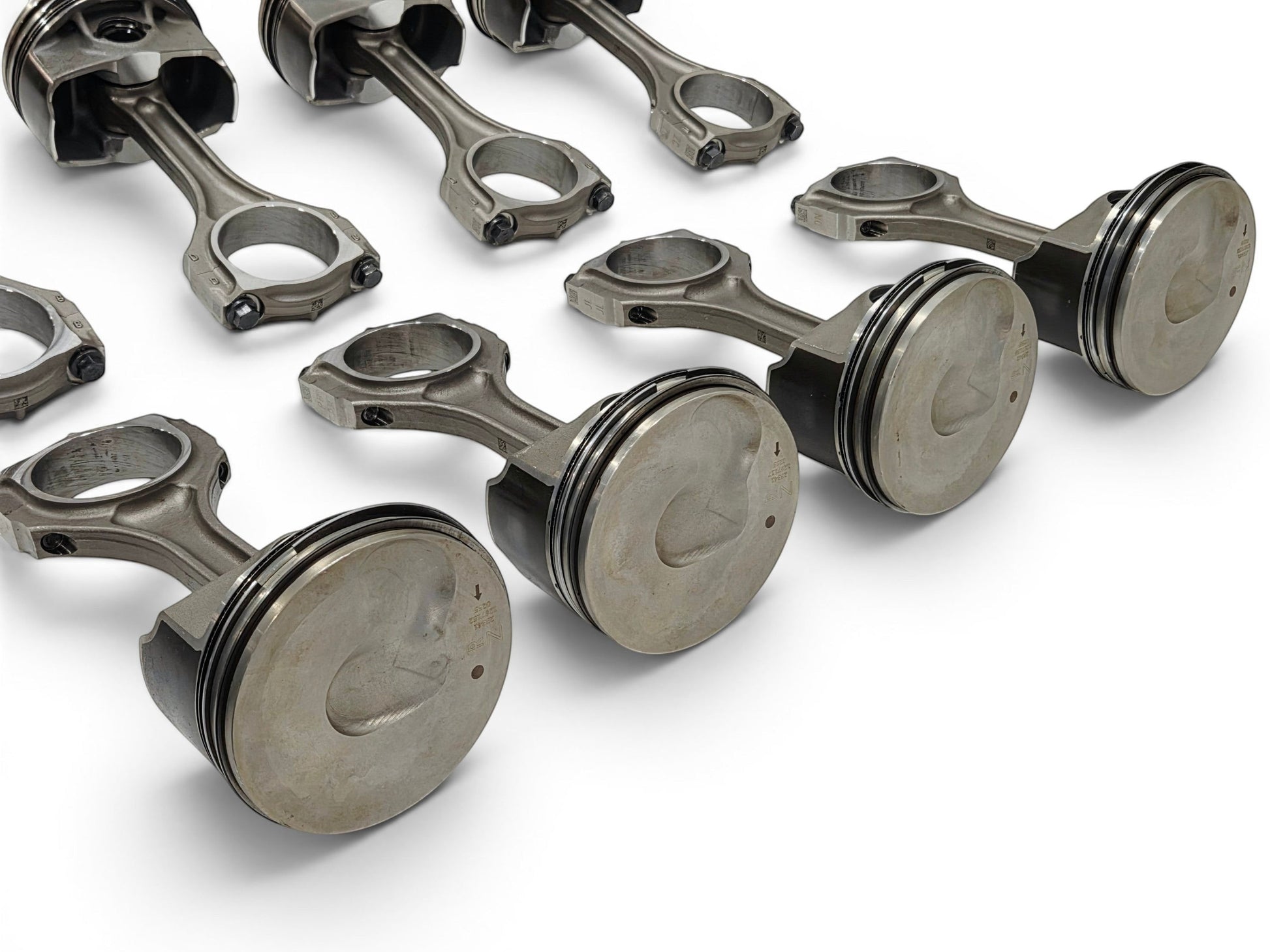 Send it Auto Parts OEM GM 6.2L LT4 supercharged engine pistons and upgraded Pankl connecting rods set of eight