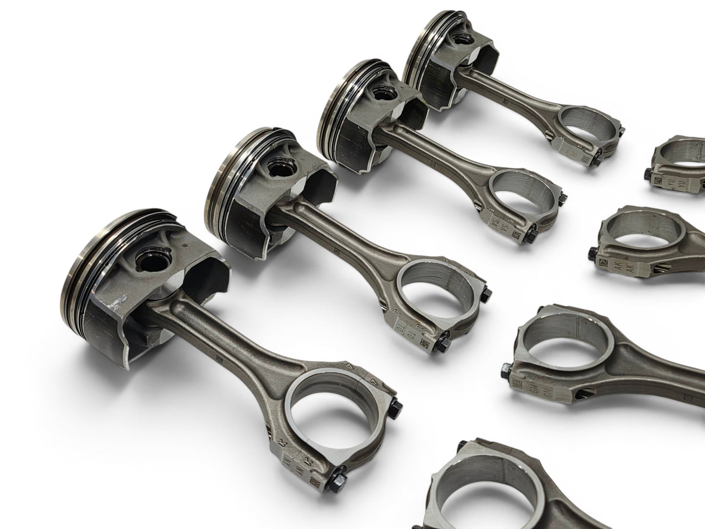 Send it Auto Parts OEM GM LT4 6.2L supercharged engine pistons and upgraded Pankl connecting rods set