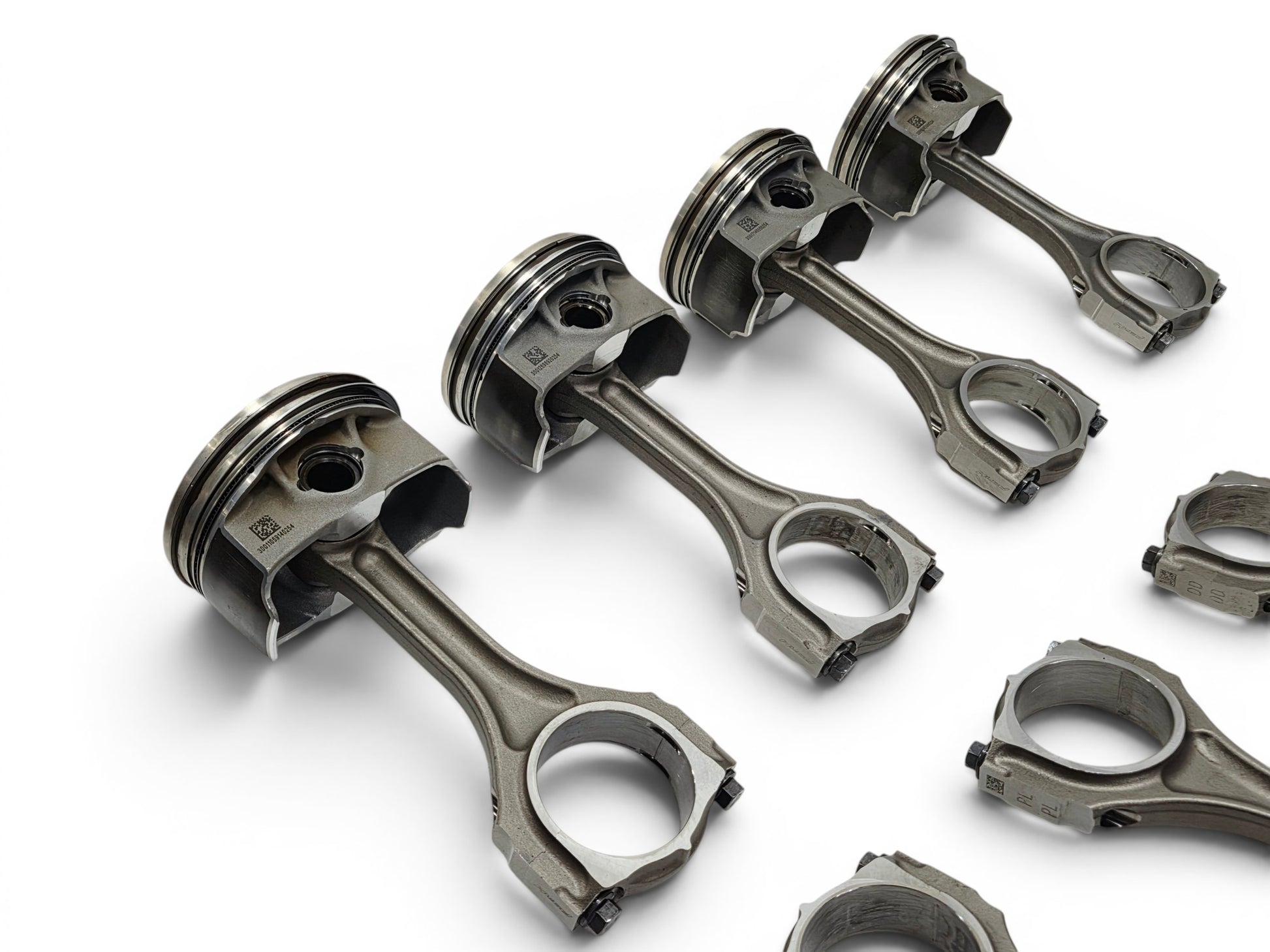 Send it Auto Parts OEM LT4 6.2L supercharged engine pistons and upgraded Pankl connecting rods set