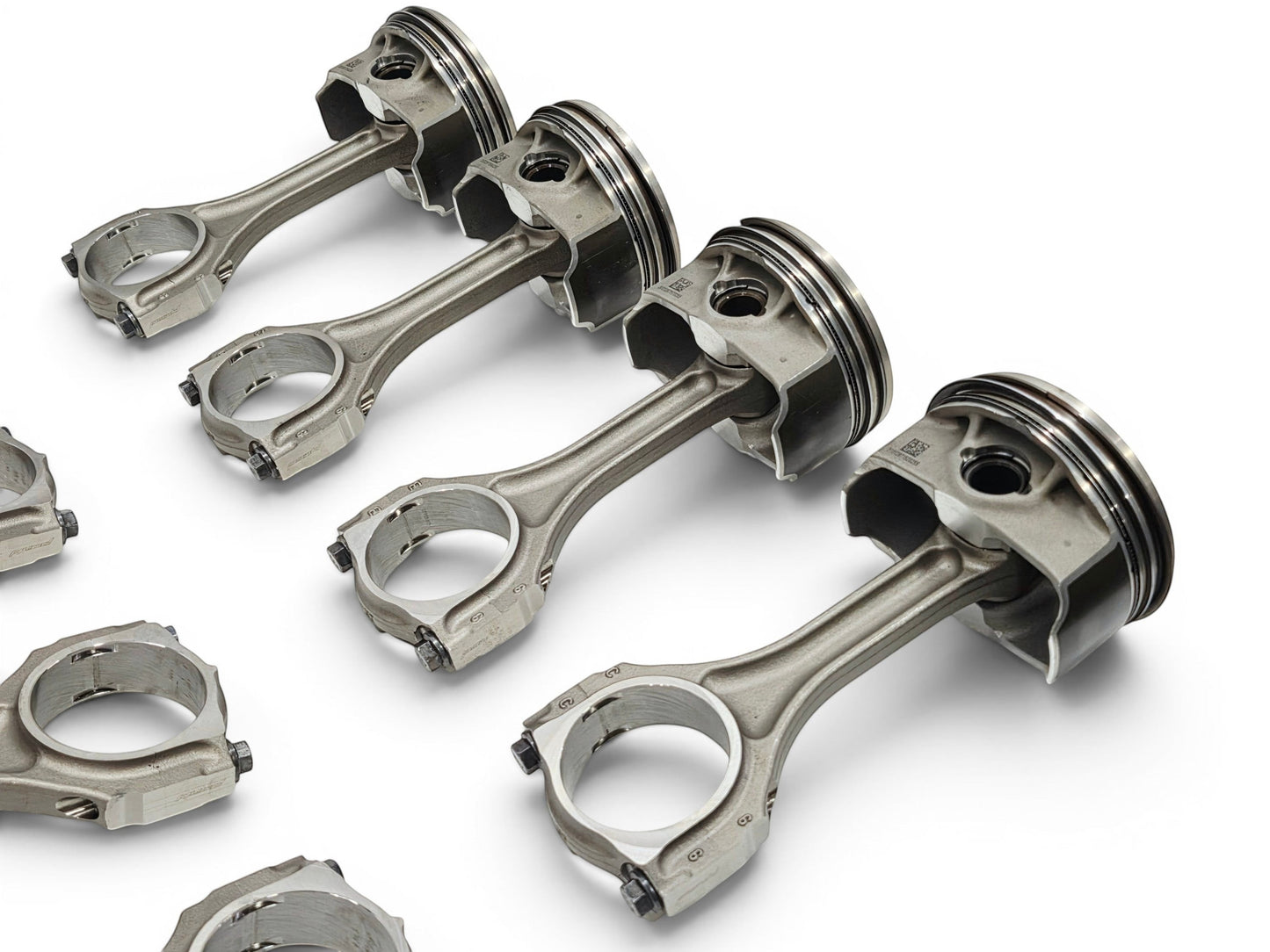 Send it Auto Parts OEM GM 6.2L LT4 supercharged engine pistons and upgraded Pankl connecting rods set.